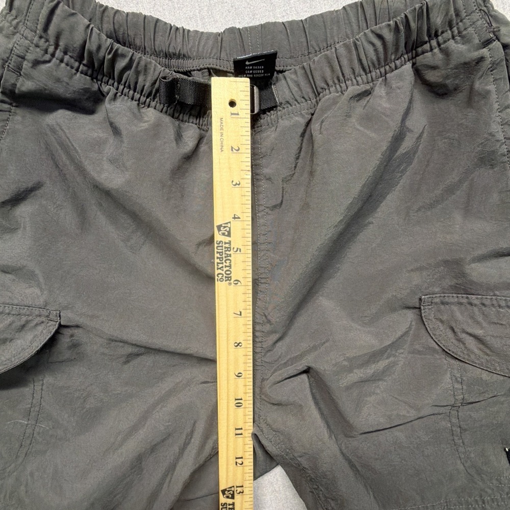 Nike ACG Shorts Medium Gray Cargo Pocket Belted Outdoor Hiking Gorpcore - Picture 7 of 8